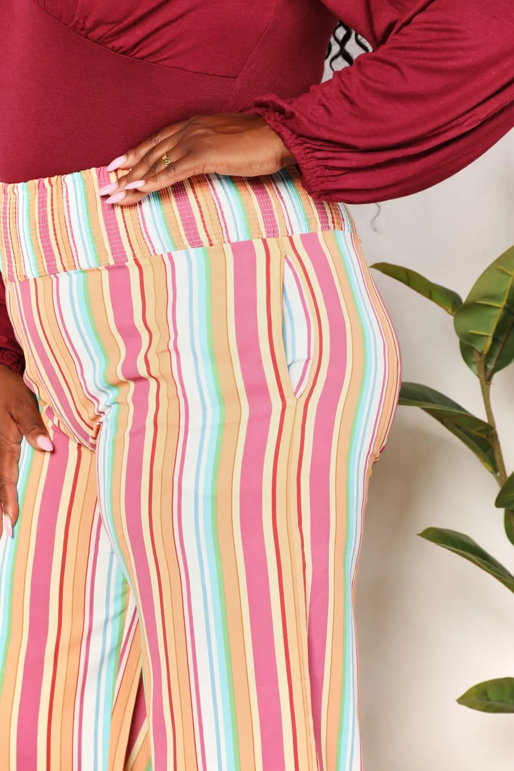 *APP EXCLUSIVE* Striped Smocked Waist Pants with Pockets