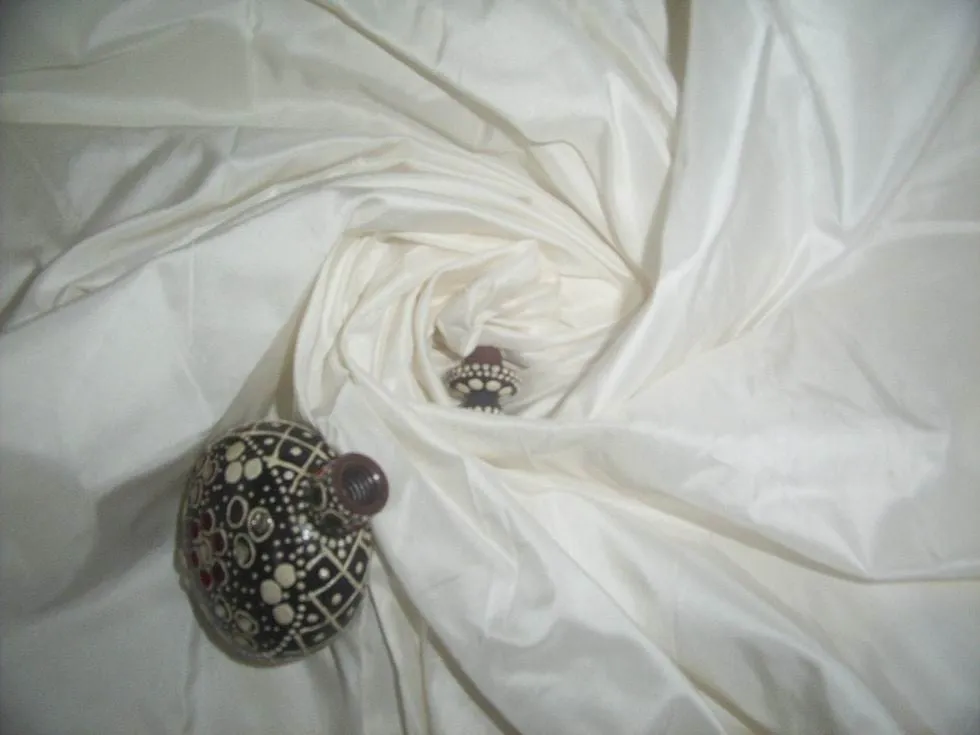 Dark IVORY SILK TAFFETA 54&quot;TAF2