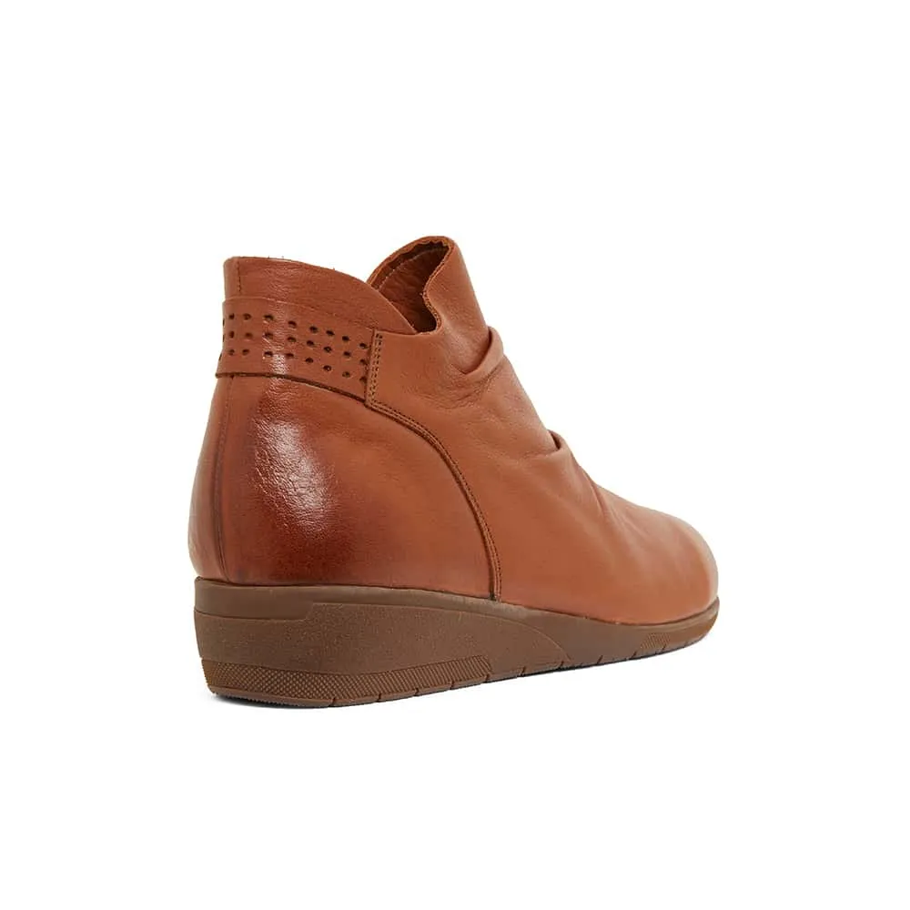 Fairway Boot in Tan Leather