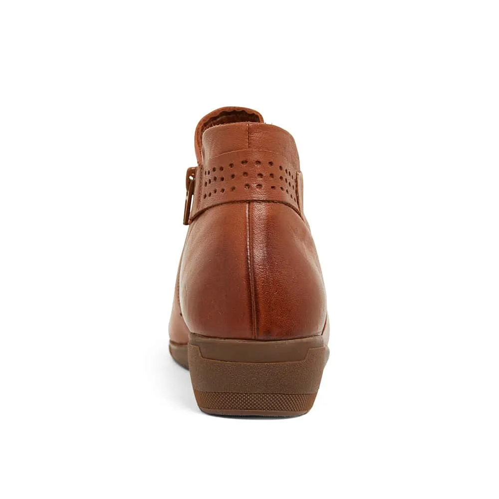 Fairway Boot in Tan Leather